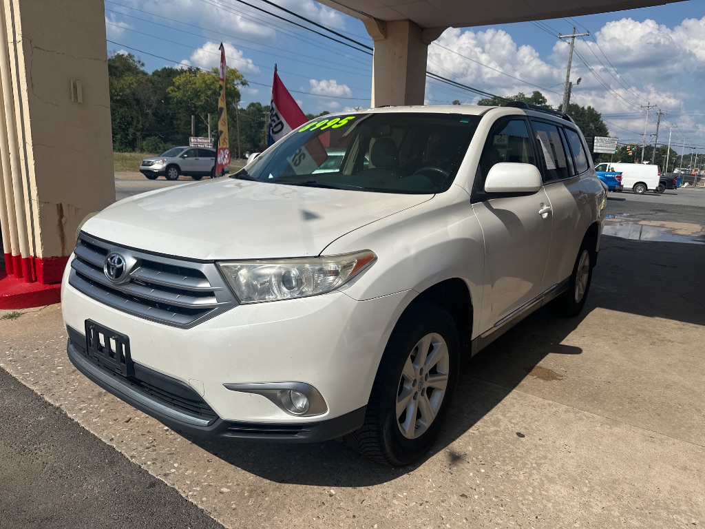 2013 Toyota Highlander Base