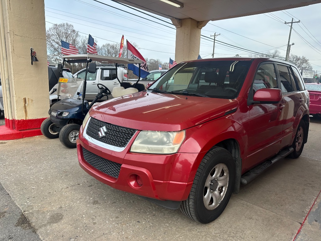 2011 Suzuki Grand Vitara Premium's photo