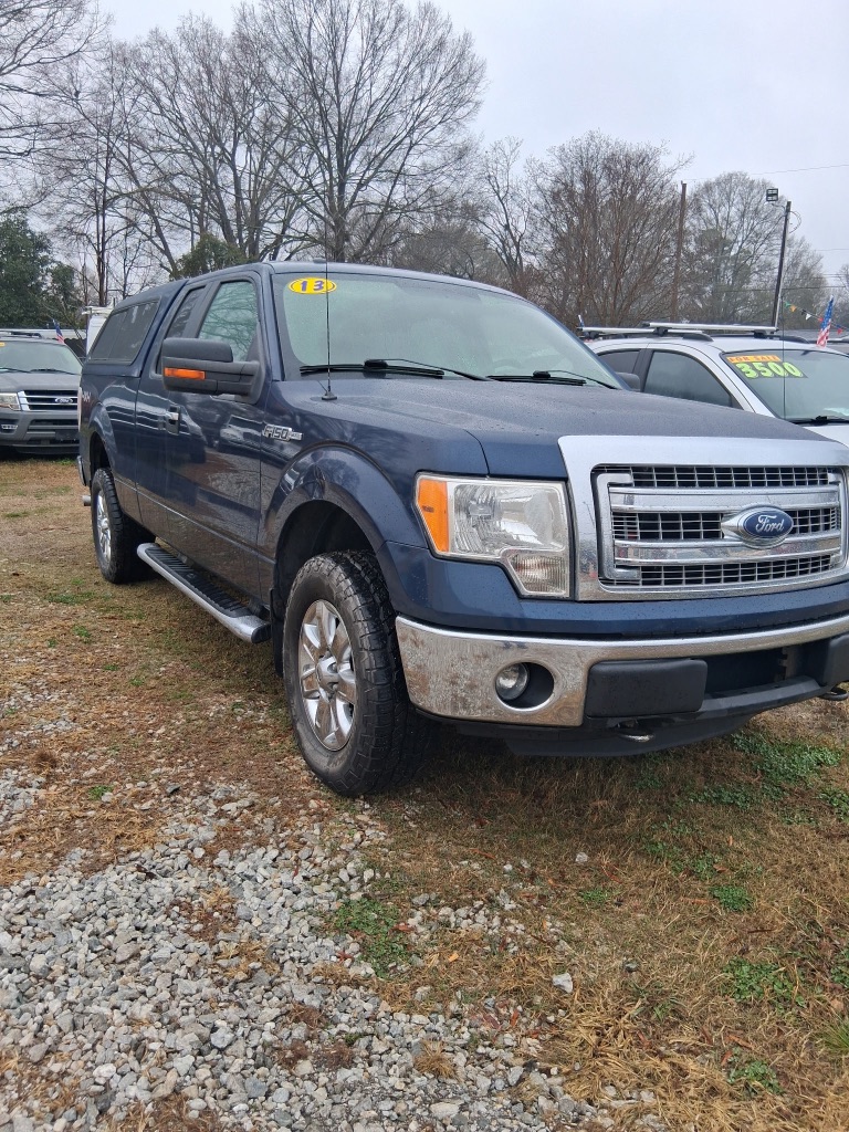 2013 Ford F-150 XLT's photo