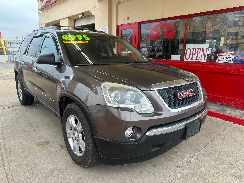 2011 GMC Acadia SLE's photo