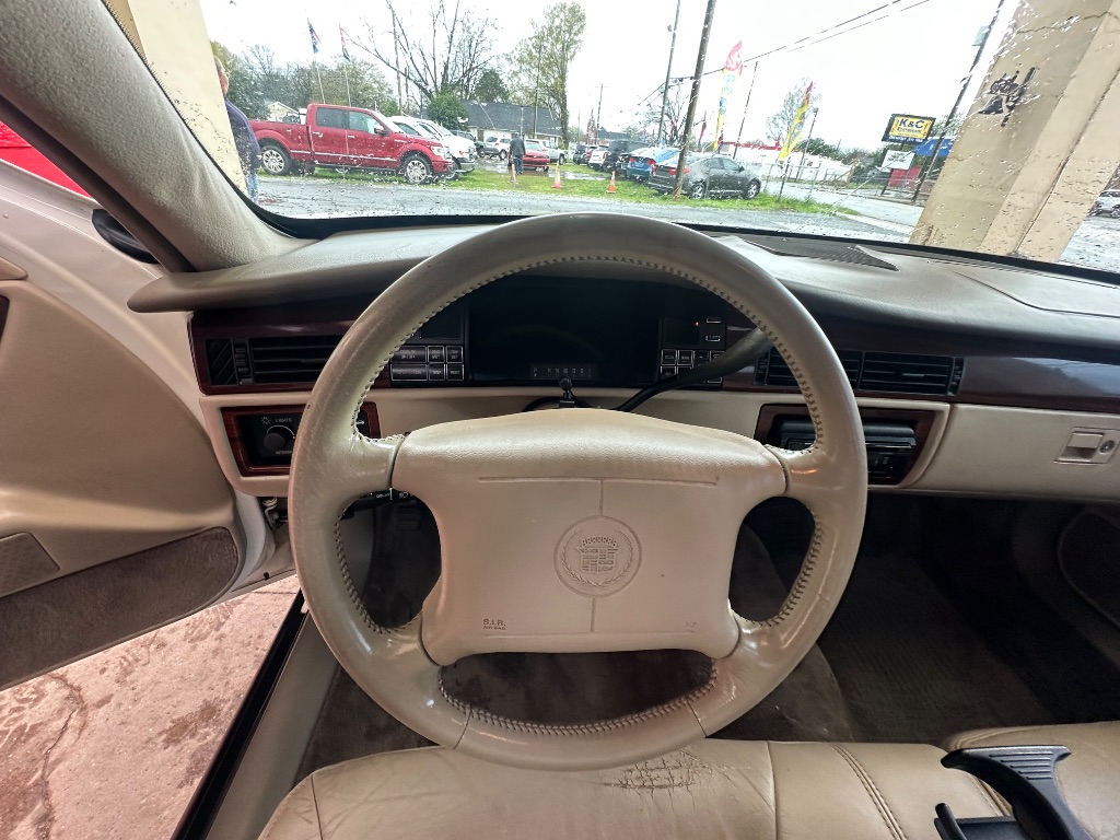 1994 Cadillac DeVille - Photo 7