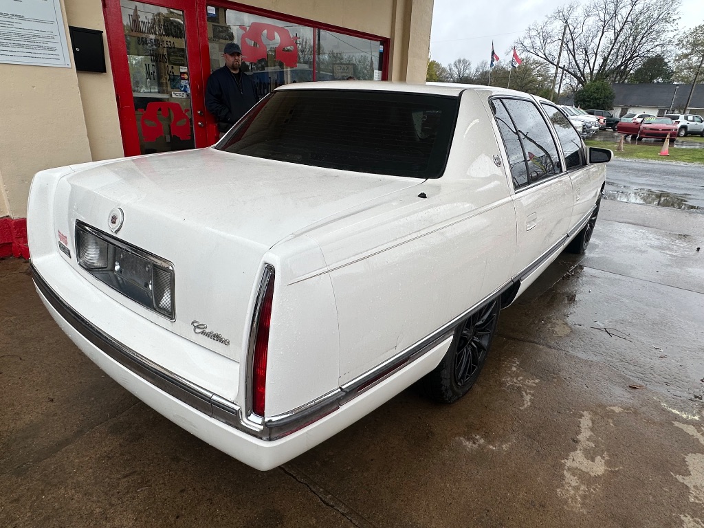 1994 Cadillac DeVille - Photo 11