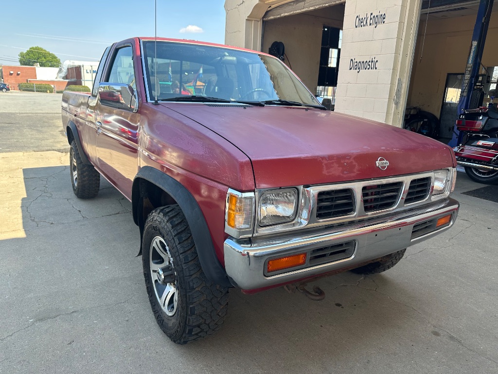 1997 Nissan Truck XE