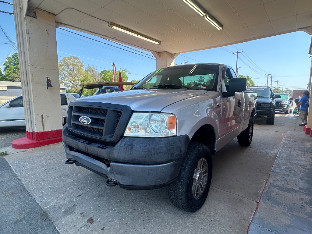 2005 Ford F-150 XL