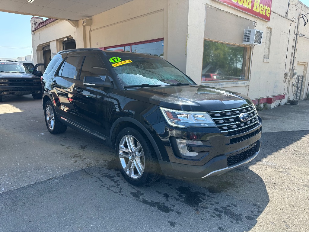 2017 Ford Explorer XLT FWD's photo