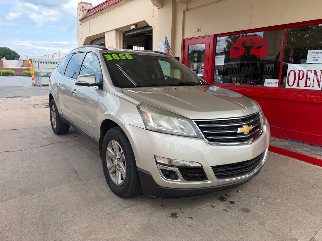 2014 Chevrolet Traverse 2LT FWD's photo