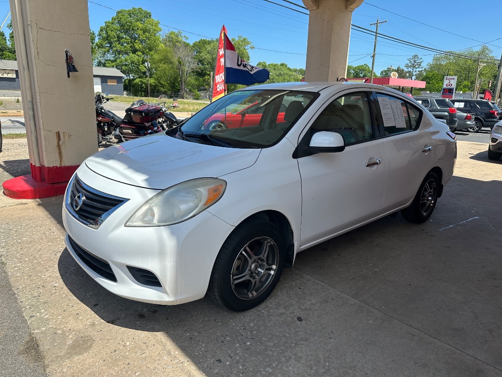 2014 Nissan Versa Sedan