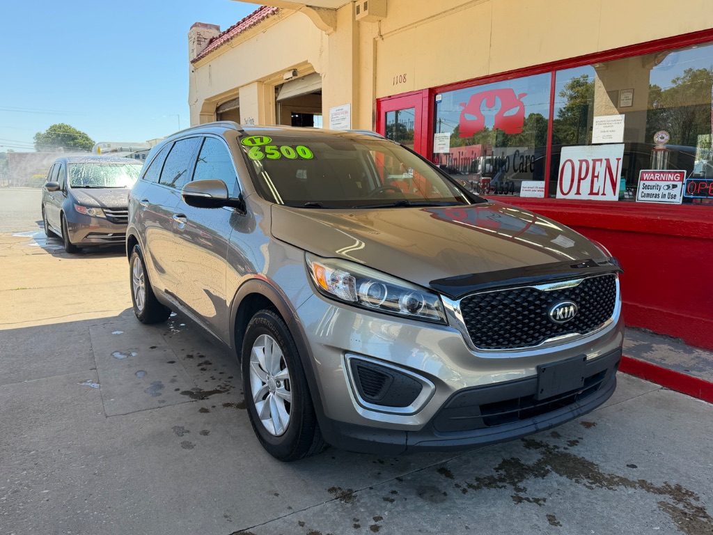 2017 Kia Sorento LX V6 AT's photo